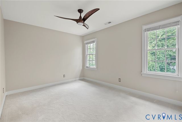 5716 Oak Mill Ct, Henrico, VA 23059