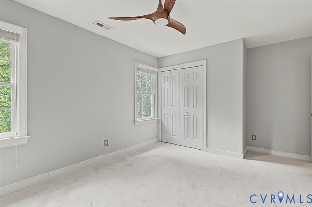 5716 Oak Mill Ct, Henrico, VA 23059