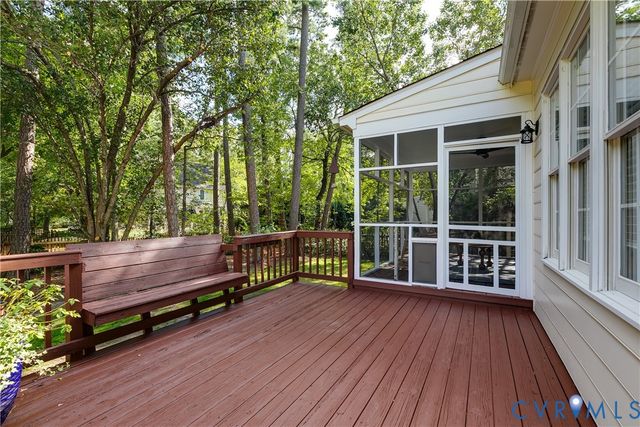 5716 Oak Mill Ct, Henrico, VA 23059