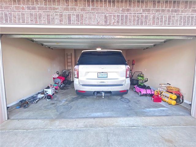 9341 Livingstone Lane, Mobile, AL 36695