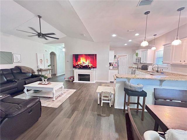 9341 Livingstone Lane, Mobile, AL 36695