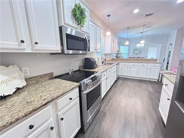 9341 Livingstone Lane, Mobile, AL 36695