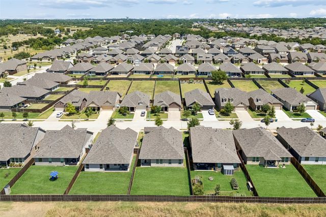 601 Hogan Drive, Denton, TX 76210