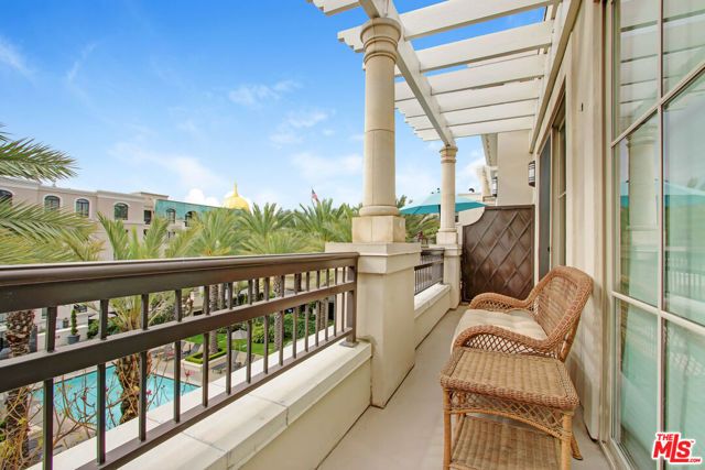 589 Americana Way Marc 423, Glendale, CA 91210