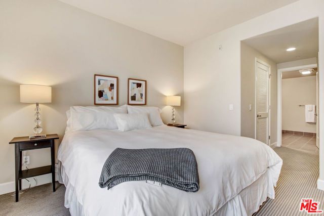 589 Americana Way Marc 423, Glendale, CA 91210