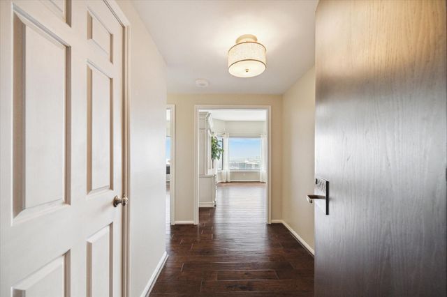 2001 Holcombe Boulevard 3203, Houston, TX 77030