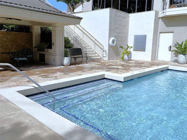 2001 Holcombe Boulevard 3203, Houston, TX 77030