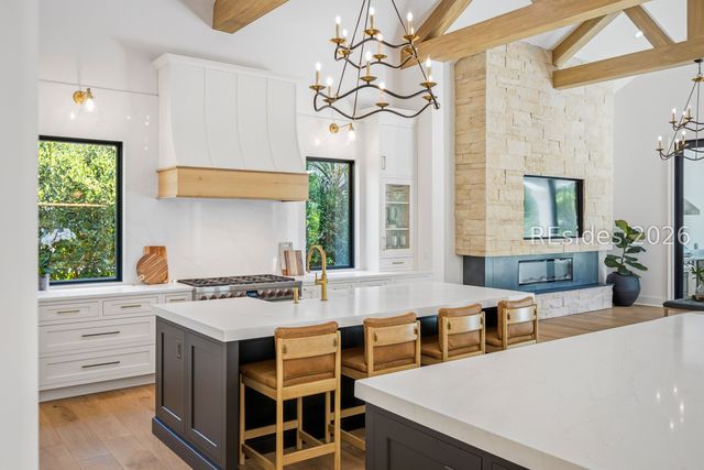 10 Wexford Dr, Hilton Head Island, SC 29928