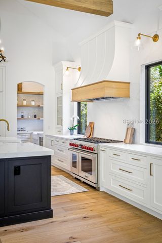 10 Wexford Dr, Hilton Head Island, SC 29928