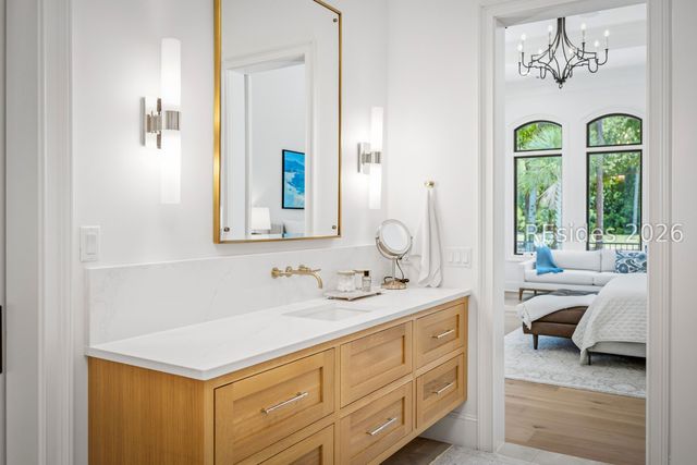 10 Wexford Dr, Hilton Head Island, SC 29928