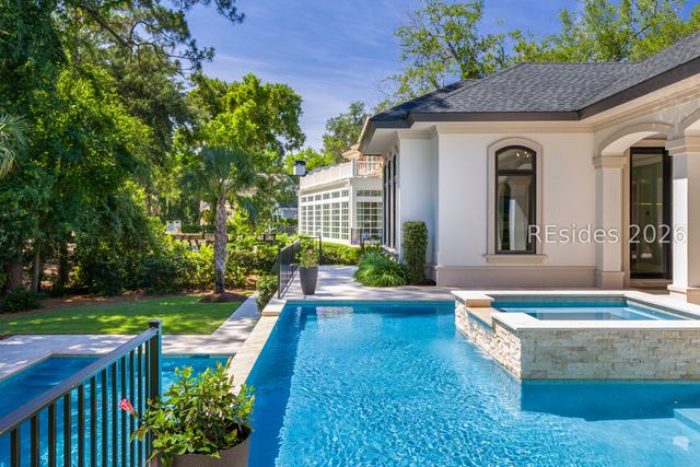 10 Wexford Dr, Hilton Head Island, SC 29928
