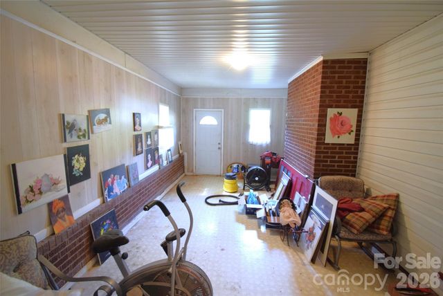 502 W Henry Street, Belmont, NC 28012