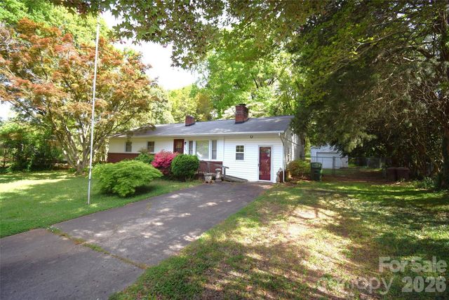 502 W Henry Street, Belmont, NC 28012