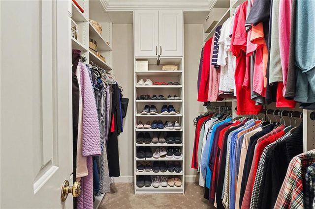 5300 Fairfield W, Dunwoody, GA 30338