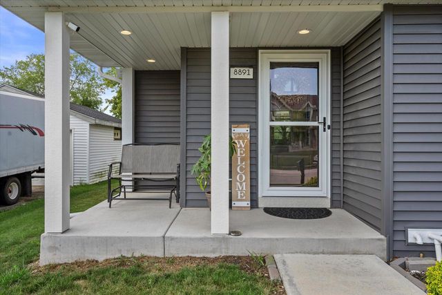 8891 N 70th STREET, Milwaukee, WI 53223