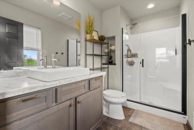 8891 N 70th STREET, Milwaukee, WI 53223