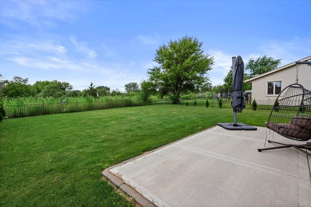 8891 N 70th STREET, Milwaukee, WI 53223