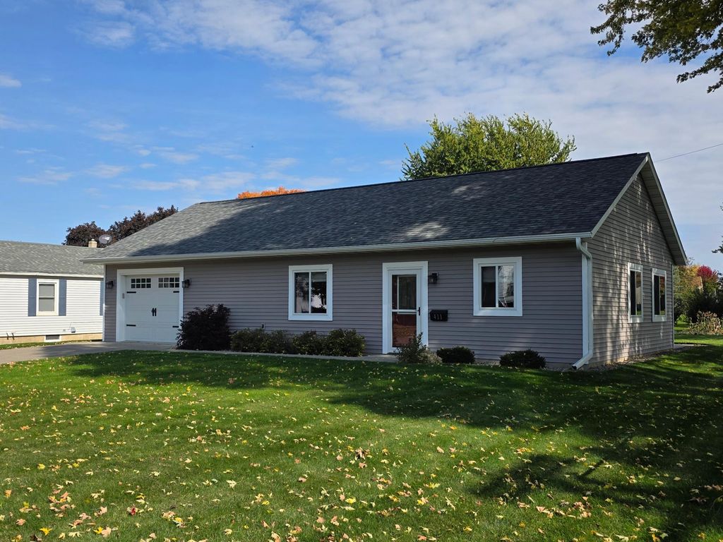 411 Bullis Street, Kenyon, MN 55946 — photo 2