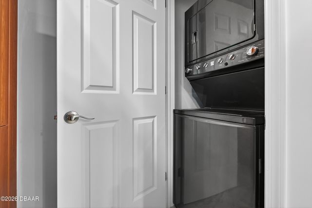 241 Riverside Dr Unit 806, Holly Hill, FL 32117