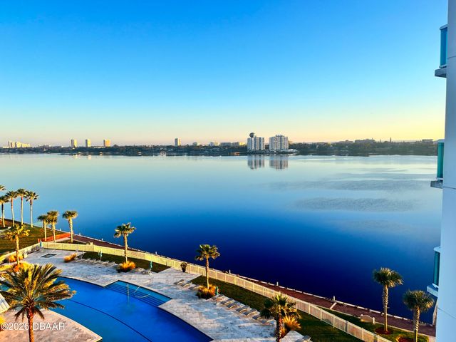241 Riverside Dr Unit 806, Holly Hill, FL 32117