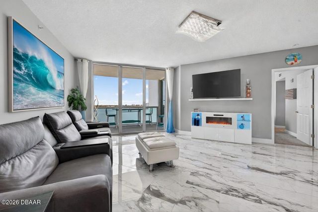 241 Riverside Dr Unit 806, Holly Hill, FL 32117