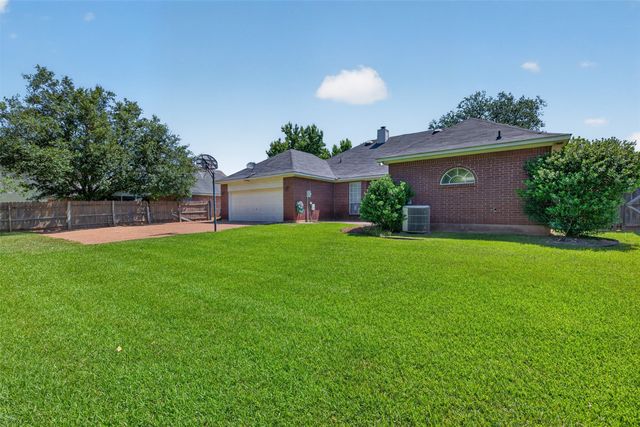 138 Downing Court, Bossier City, LA 71111