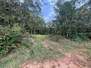 000 Clinton- Raymond Road, Clinton, MS 39056