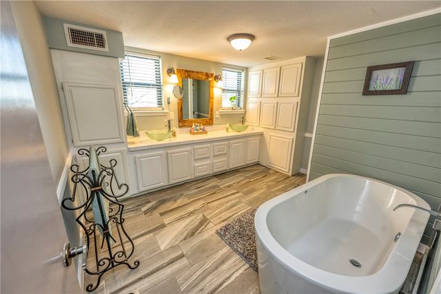 9320 FM 1370 Farm to Market Road, Washington, TX 77880