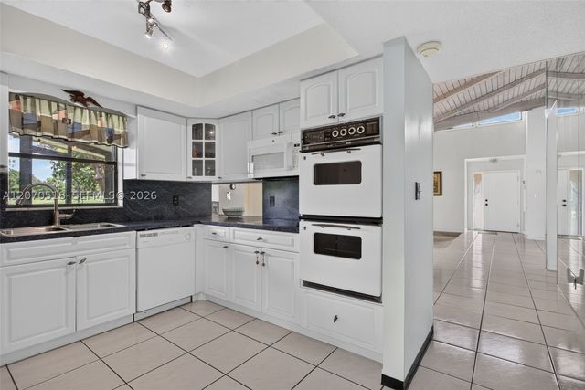 7844 Beechfern Cir 41, Tamarac, FL 33321