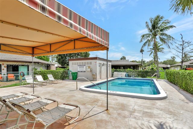 7844 Beechfern Cir 41, Tamarac, FL 33321