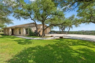 110 Longhorn LN, Dripping Springs, TX 78620