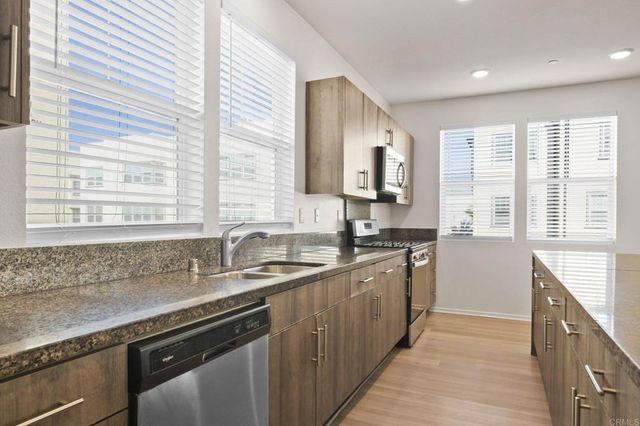 5381 Calle Rockfish 63, San Diego, CA 92154