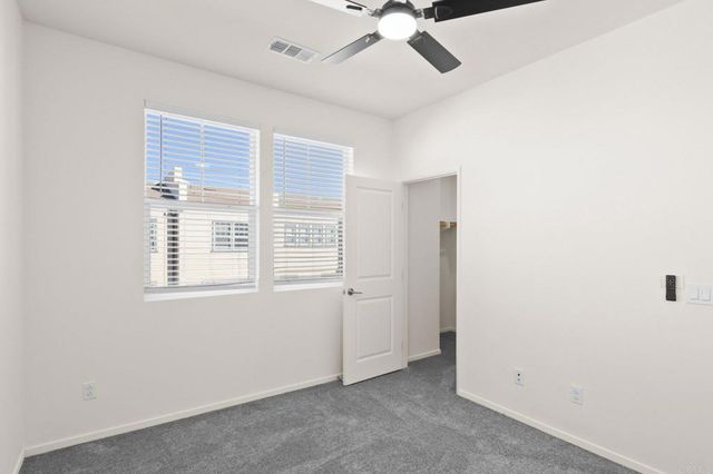 5381 Calle Rockfish 63, San Diego, CA 92154