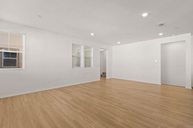 5381 Calle Rockfish 63, San Diego, CA 92154