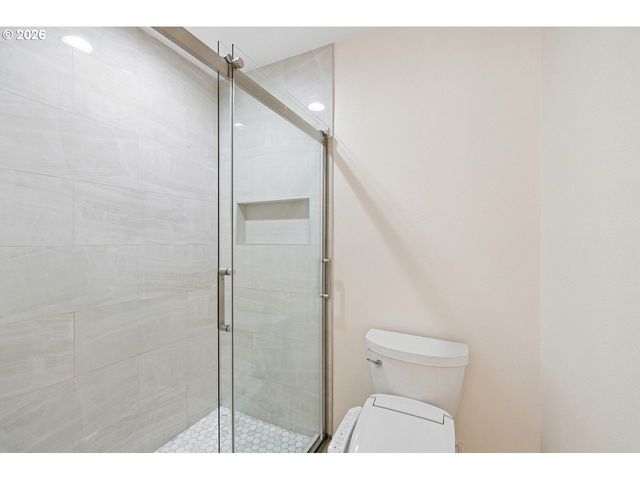 4114 Nw 127TH Ave, Portland, OR 97229