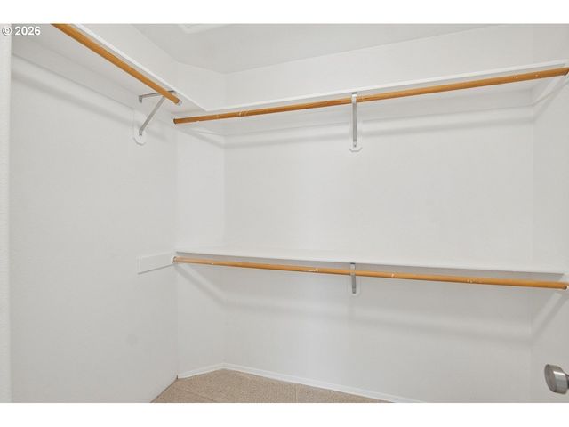 4114 Nw 127TH Ave, Portland, OR 97229