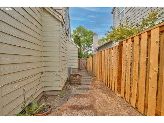 4114 Nw 127TH Ave, Portland, OR 97229