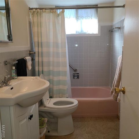 2138 Knox Avenue, St Louis, MO 63139