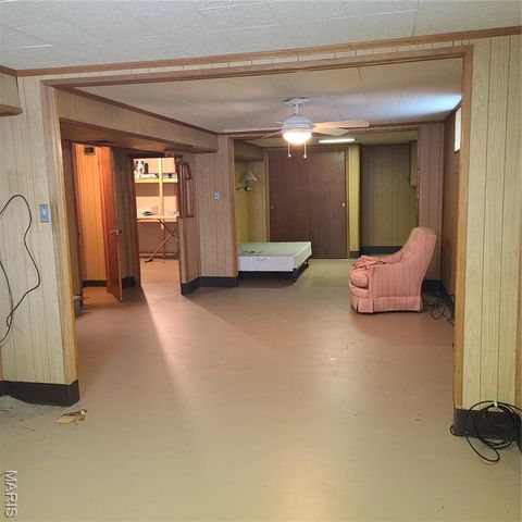 2138 Knox Avenue, St Louis, MO 63139