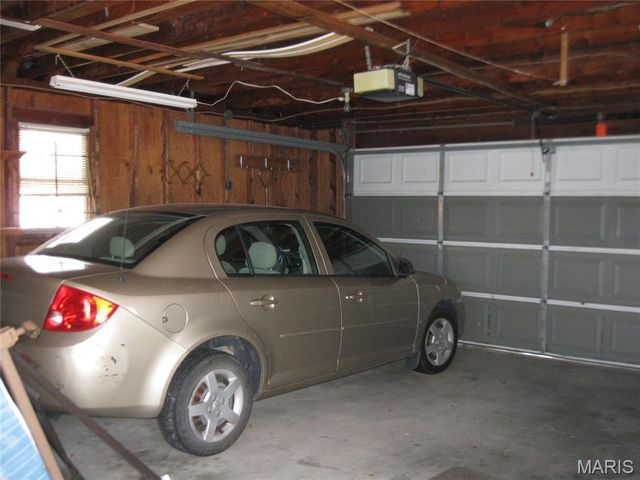 2138 Knox Avenue, St Louis, MO 63139