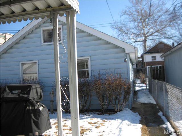 2138 Knox Avenue, St Louis, MO 63139