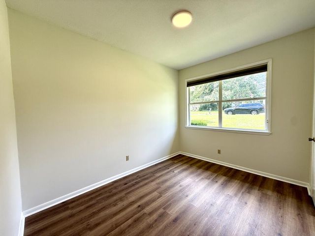 2001 Saddlewood Trl, Dothan, AL 36301