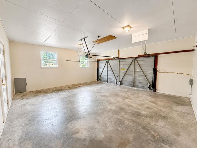 2001 Saddlewood Trl, Dothan, AL 36301