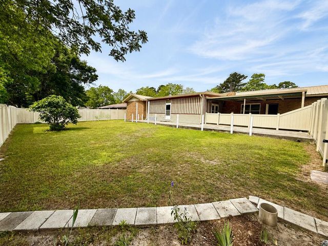 2001 Saddlewood Trl, Dothan, AL 36301