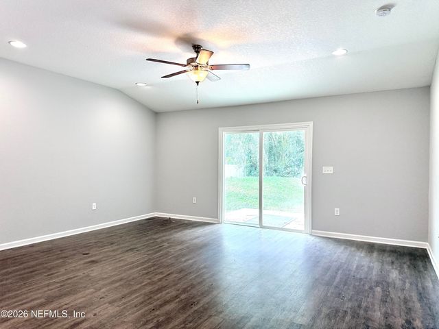 6822 MCMULLIN Street, Jacksonville, FL 32210