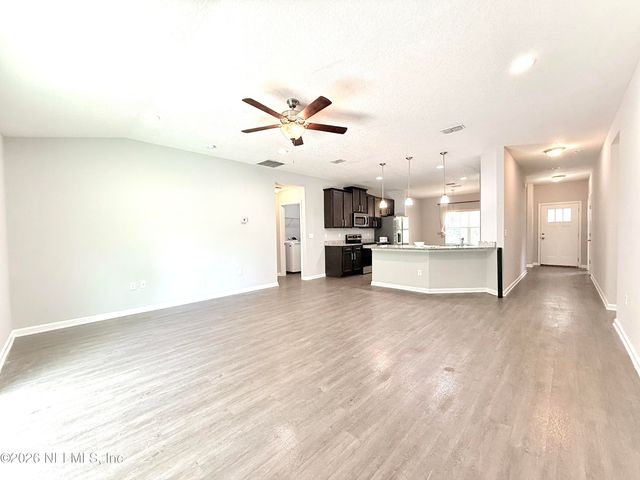 6822 MCMULLIN Street, Jacksonville, FL 32210