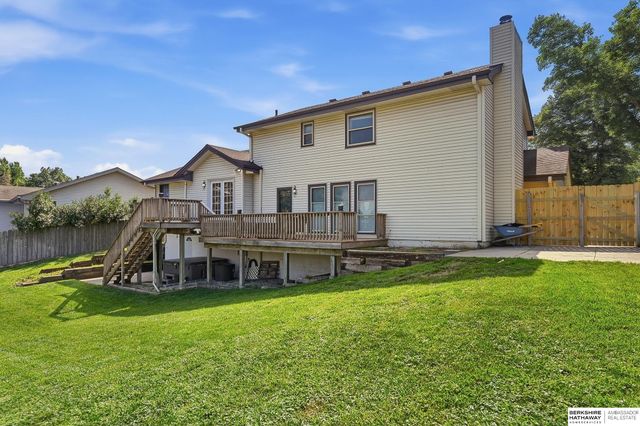 867 S 156th Avenue, Omaha, NE 68118