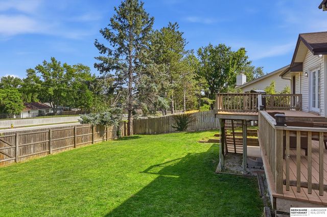 867 S 156th Avenue, Omaha, NE 68118