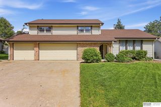 867 S 156th Avenue, Omaha, NE 68118