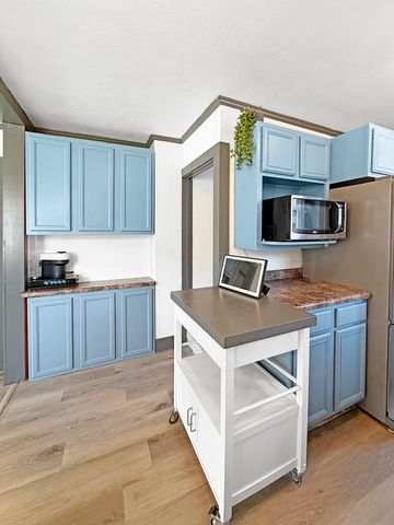 510 W Dewey Street, Freeport, IL 61032